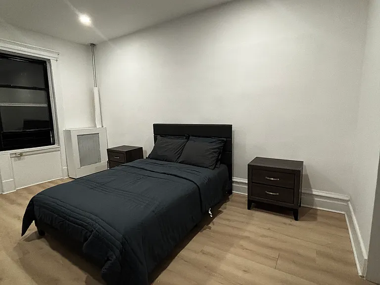 1098 Park Pl — Photo 7