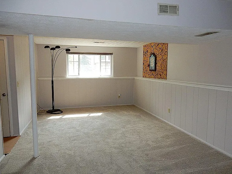 5067 Carter Ct — Photo 10