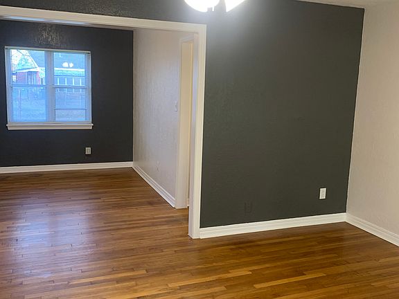 Living Room/Dining Room