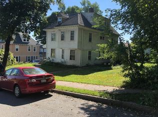 19 Ferdinand St, Worcester, MA 01603