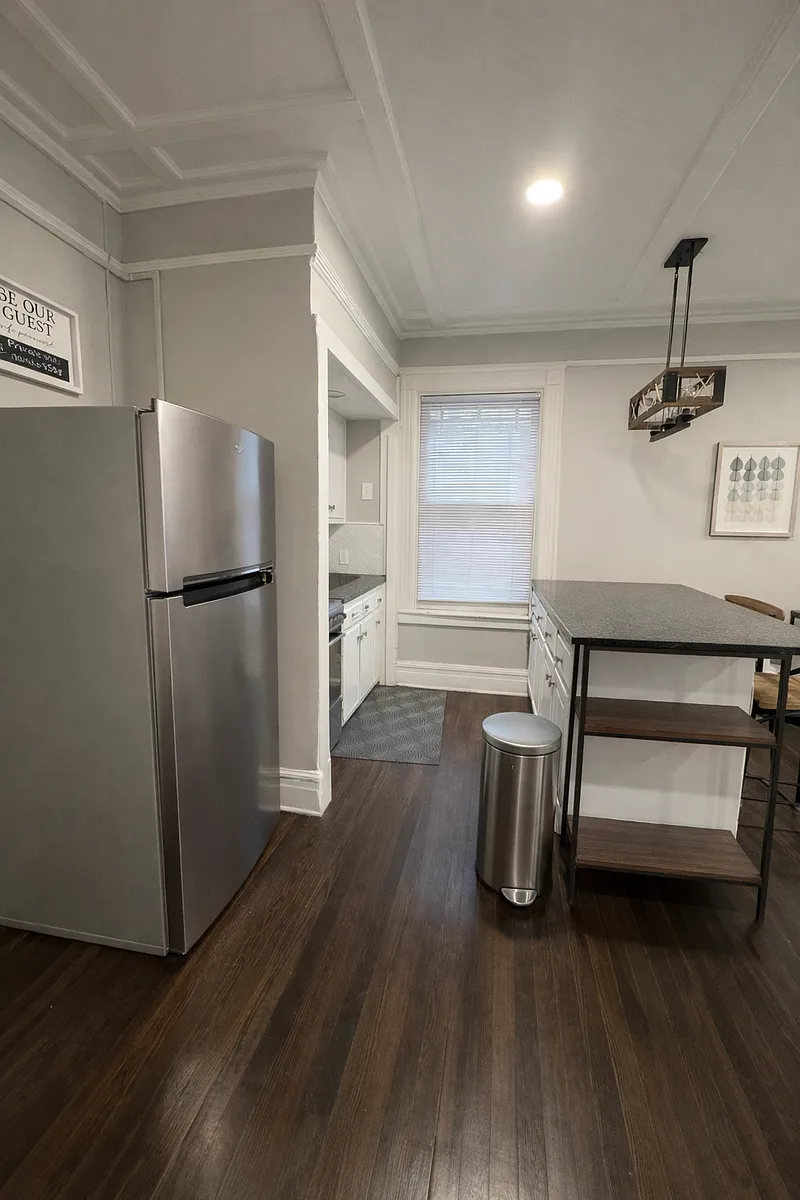 Building Photo - 19 Euclid Ave #4