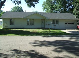 848 Elm St, Adams, NE 68301