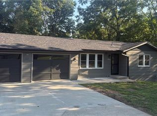 709 Broad St, Warrensburg, MO 64093