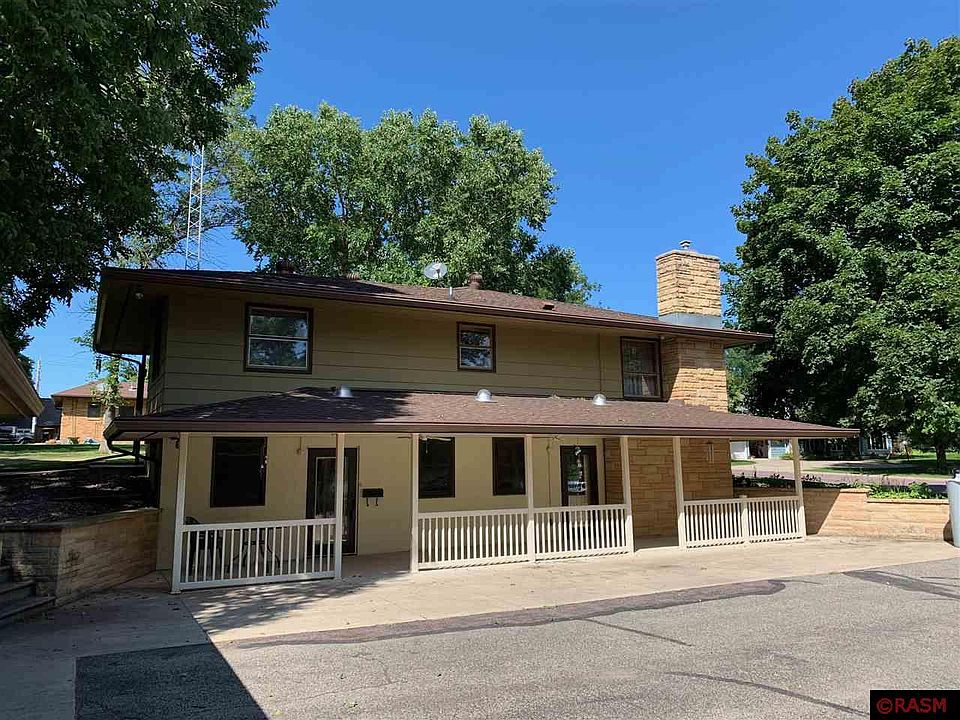 1st image of 213 Joy Ave SW