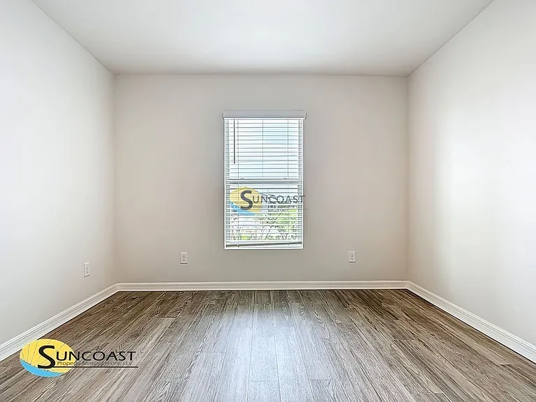 7005 Hemlock Crse — Photo 10