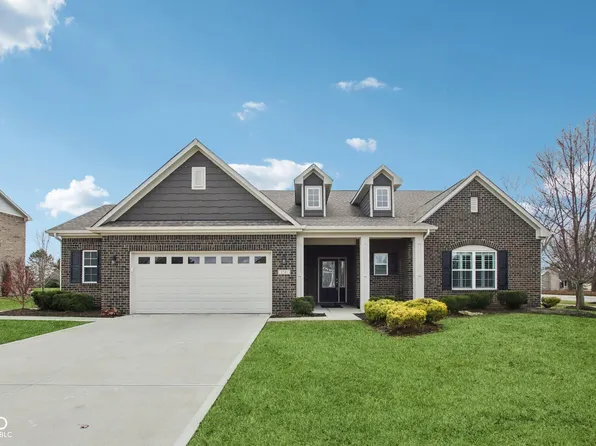 3741 Woodvine Dr, Bargersville, IN 46106