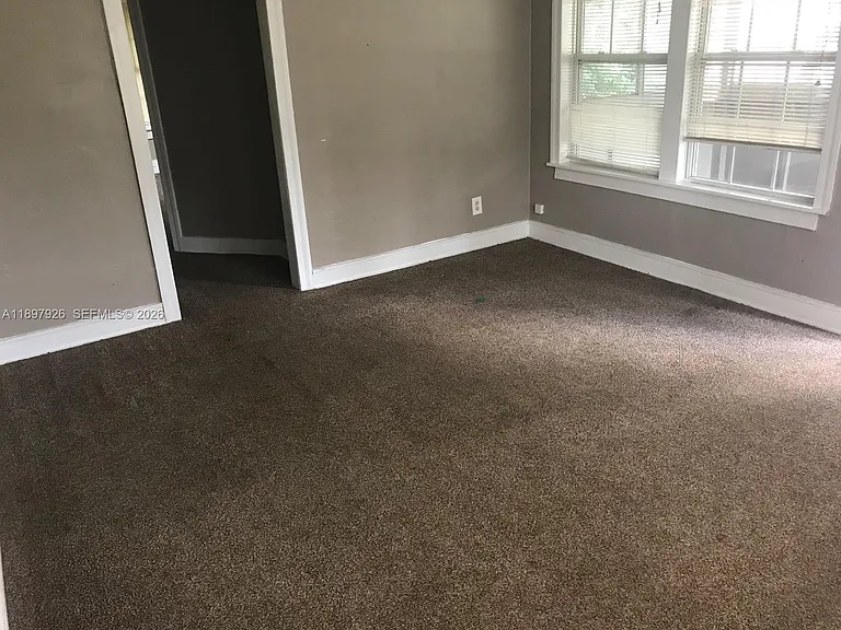 2748 Broadway Ave — Photo 5
