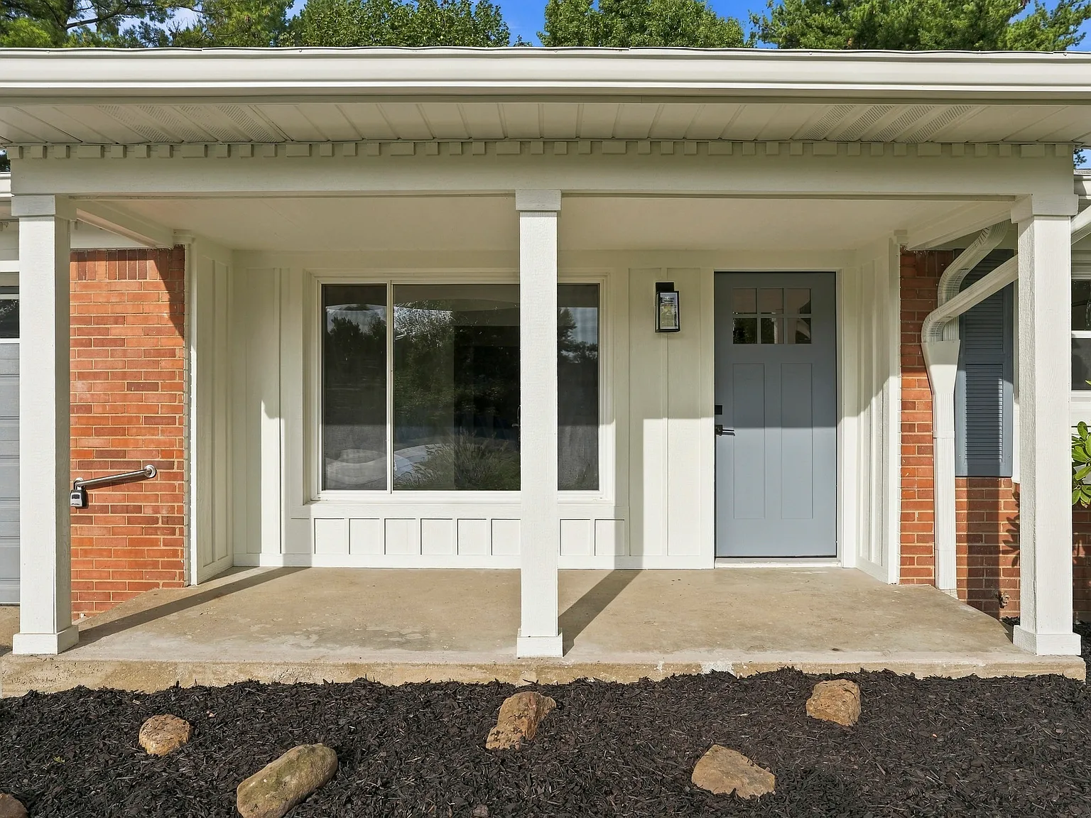3 bed, 1822 sqft, $1,900 — Photo 3
