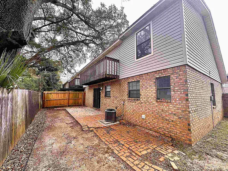 6930 Heather Oaks Dr — Photo 13