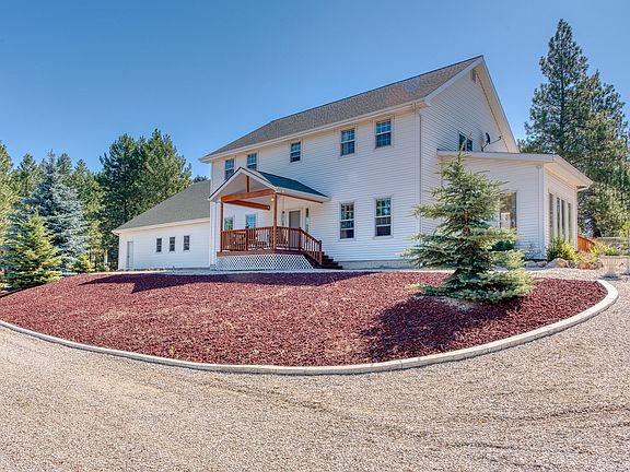 2nd image of 924 E Gray Fox Ln