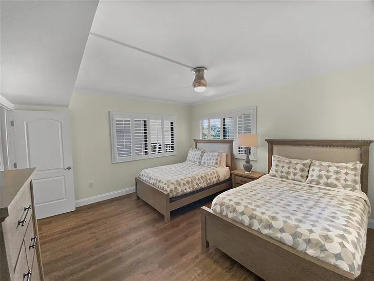 1445 Gulf Of Mexico Dr #305 — Photo 6