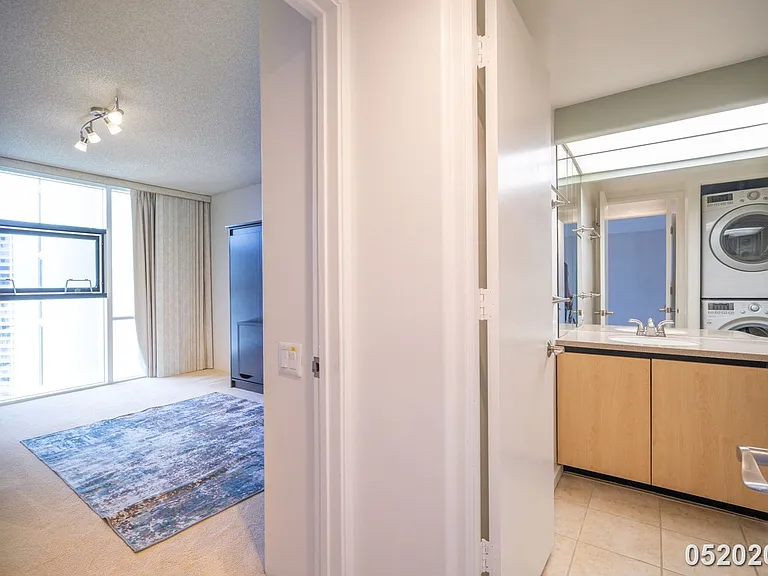 1212 Nuuanu Ave #2406 — Photo 21