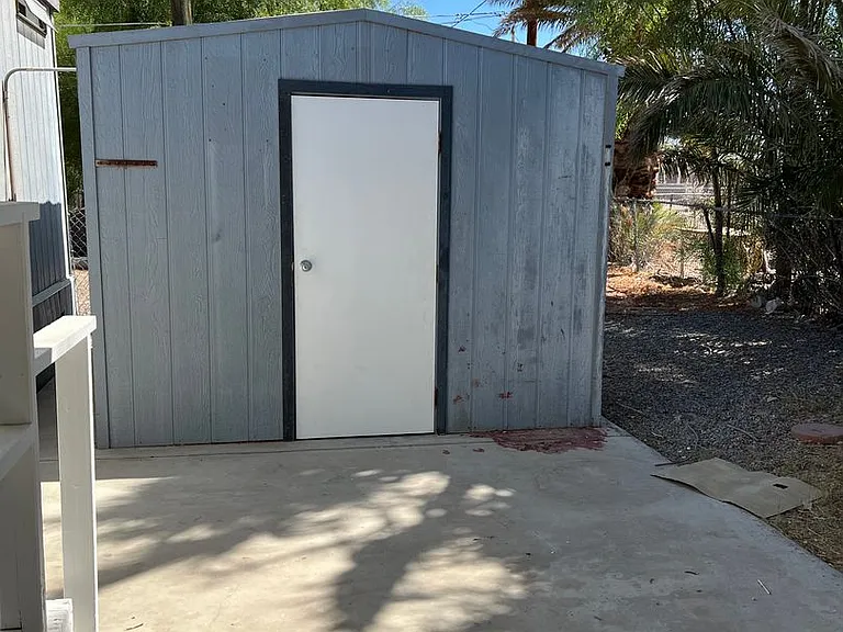 2080 Sweetwater Dr — Photo 4