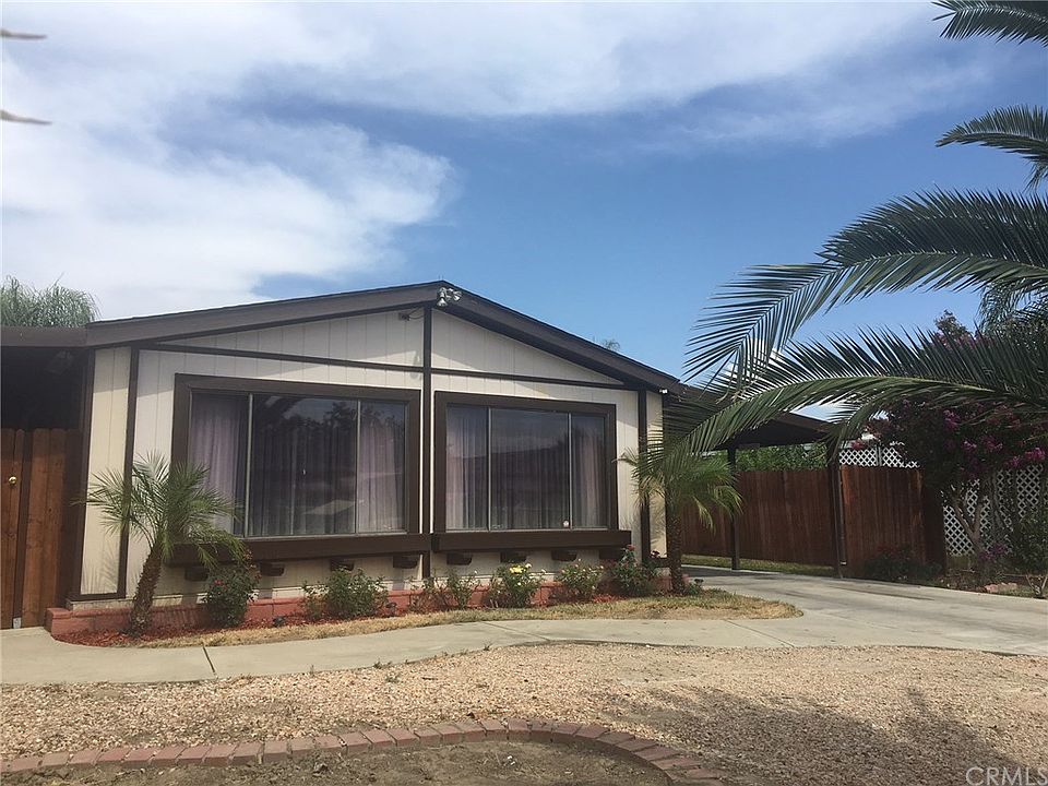 1st image of 24972 Rosebrugh Ln