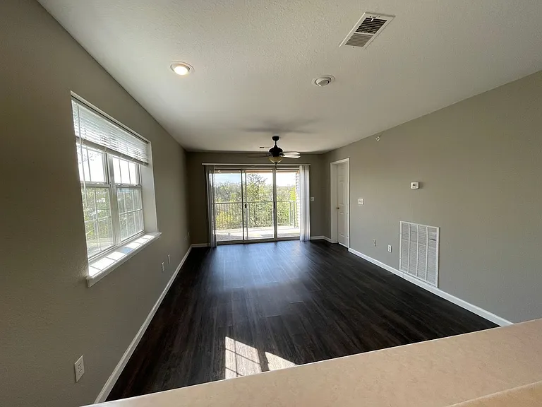 545 Valley View Rd #201 — Photo 10