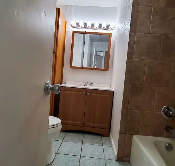 6216 Rutgers St — Photo 16