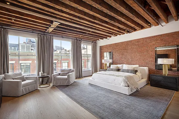 Rented by Compass | media 57