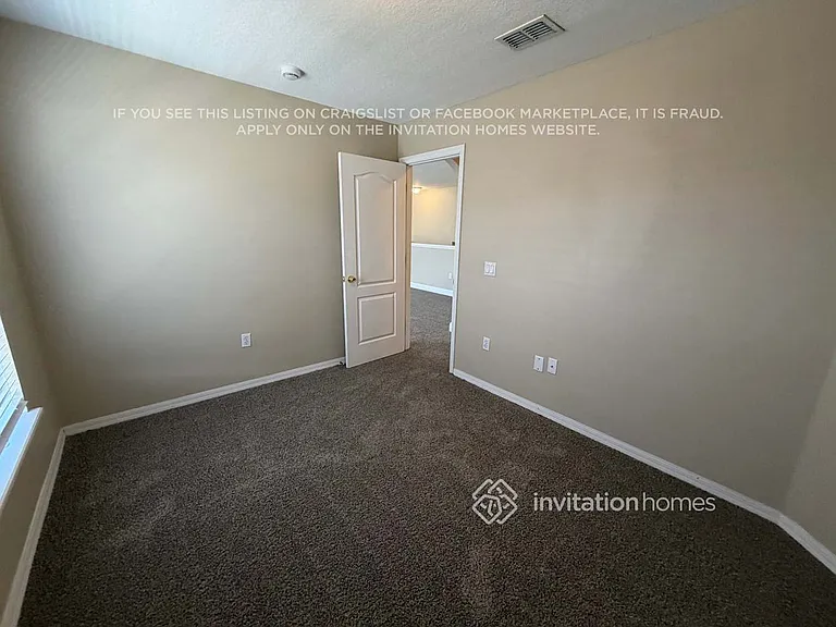 1129 Hacienda Cir — Photo 14