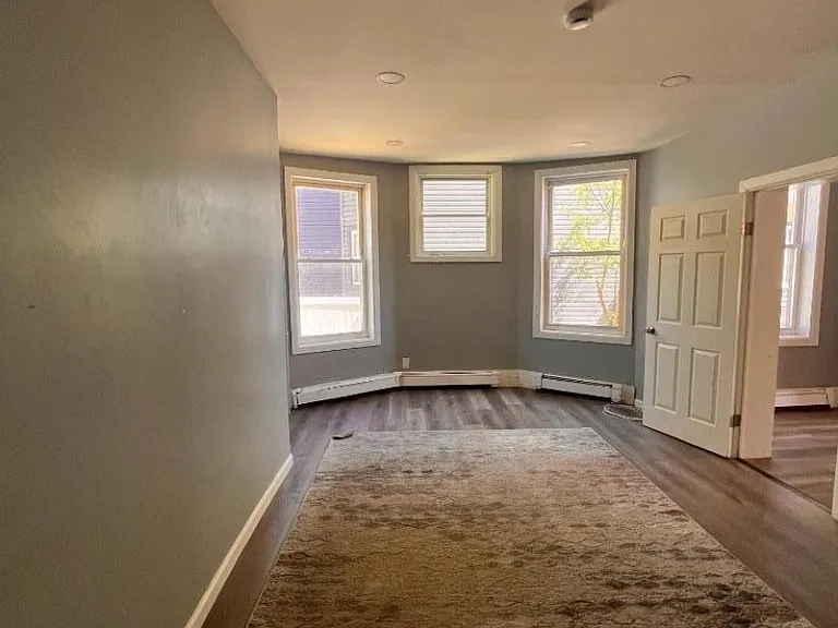 195 Park Ave #1 — Photo 4