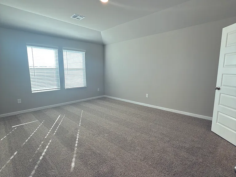 2924 Firefly Dr — Photo 16
