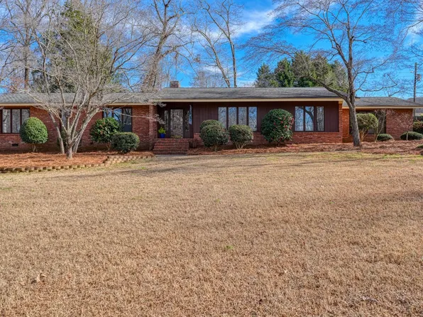 121 Cheek Rd, Spartanburg, SC 29303