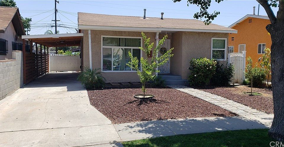 2nd image of 4826 Grape St