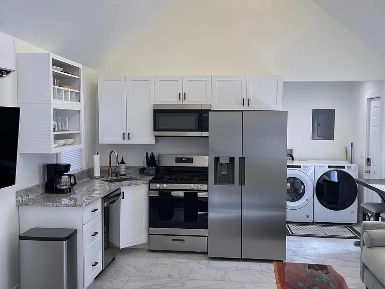 6148 Winthrop Ave #5 — Photo 3