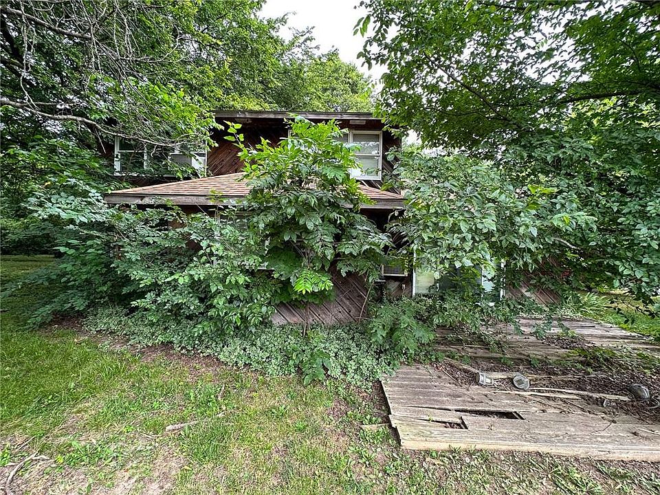 1st image of 401 S Lash Ave