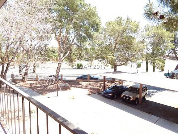 4th image of 555 N Royal Crest Cir #26