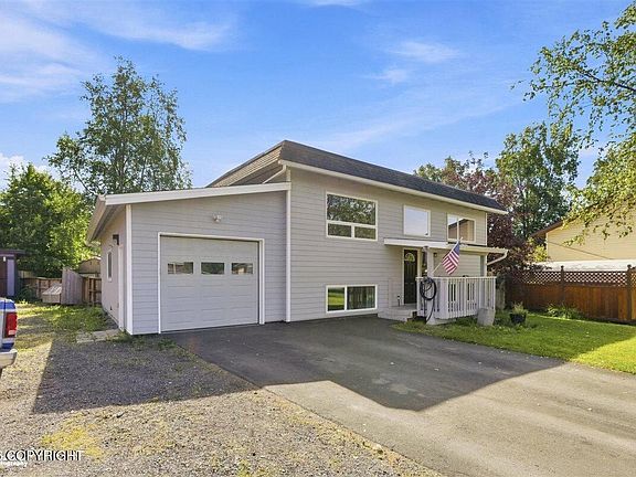 2nd image of 1810 Cindylee Ln