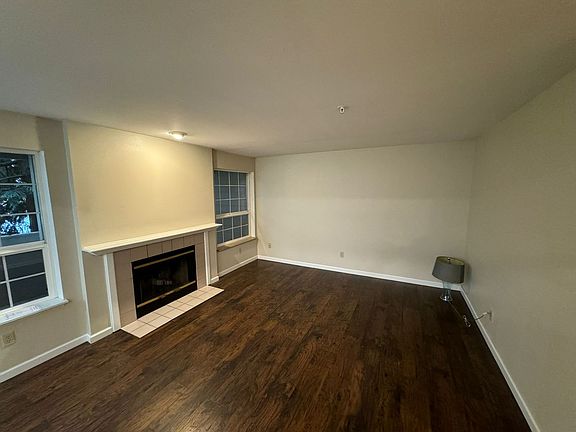 3rd image of 14057 NE 181st St