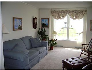 5th image of 5108 Greenbank Dr