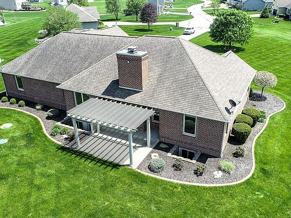 3rd image of 24443 Kingfisher Ct