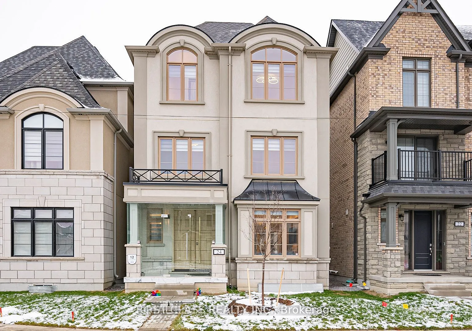 2 bed, $1,800 — Photo 1