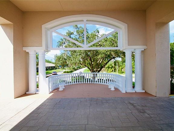 3rd image of 203 Mary Dr