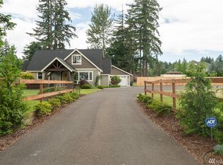 7904 Waller Rd E, Tacoma, WA 98443