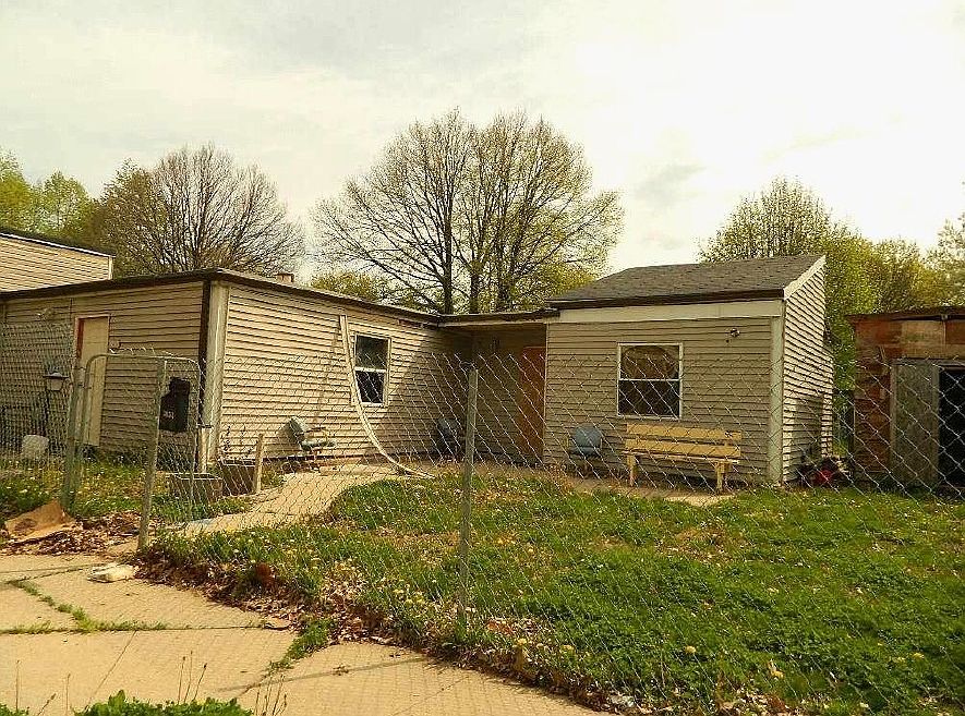 1st image of 3653 Yellow Poplar Ct