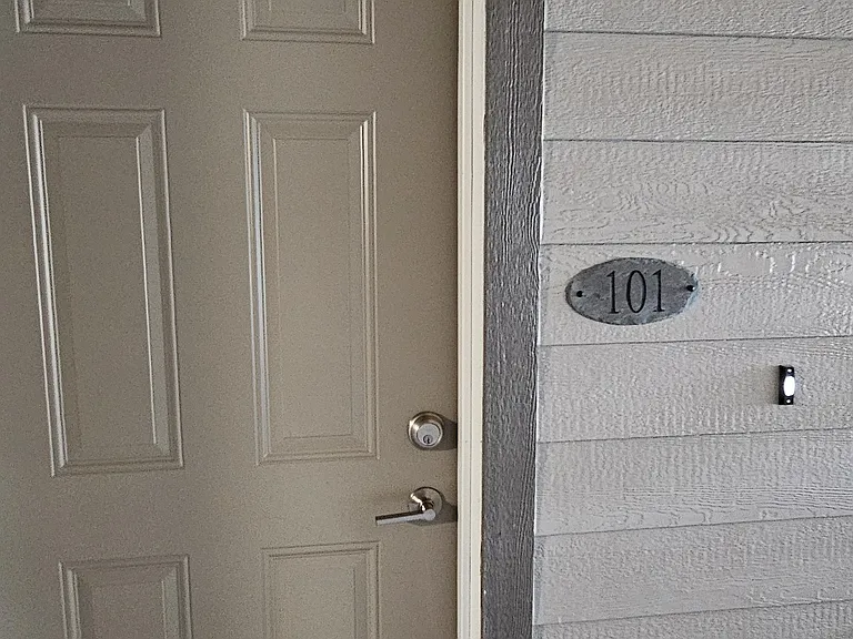 443 Neel St #101 — Photo 2