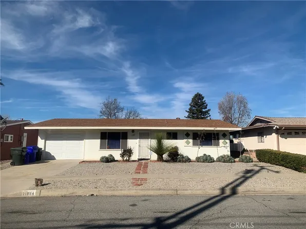 11884 4th St, Yucaipa, CA 92399