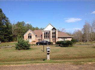 1022 Ridgewood Dr, Summit, MS 39666