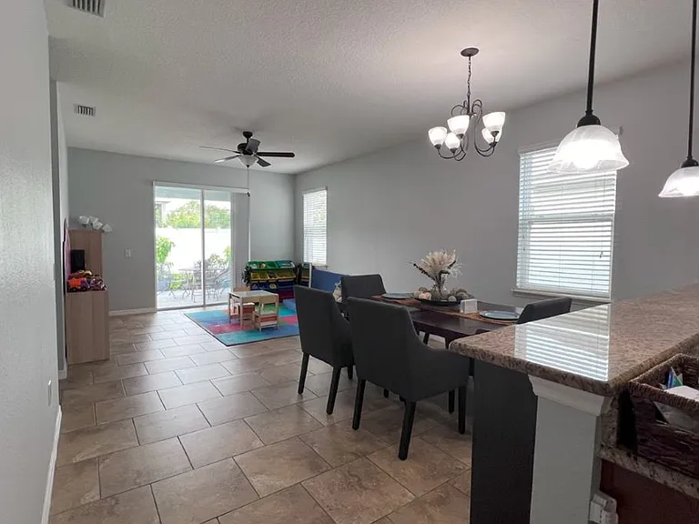 1469 Shorewood Dr — Photo 4