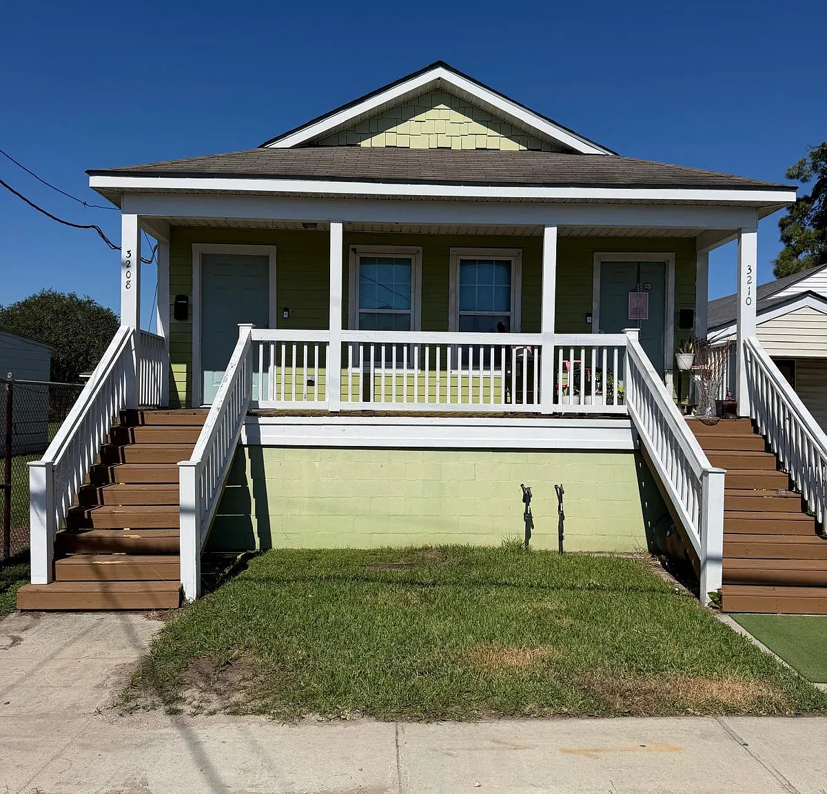 2 bed, 1000 sqft, $1,250 — Photo 1