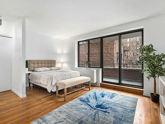 3rd image of 181 7th Ave APT 6D