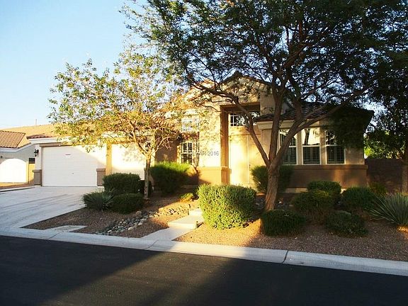 3rd image of 10406 Hanky Panky St