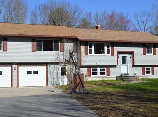 858 Lewiston Rd, New Gloucester, ME 04260