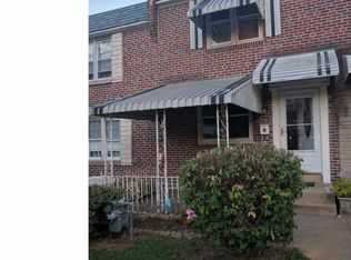 6 Clarendon Dr, Darby, PA 19023