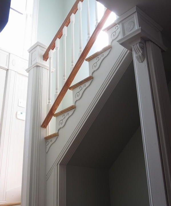 1st image of 115 E Scott Ave NE #1
