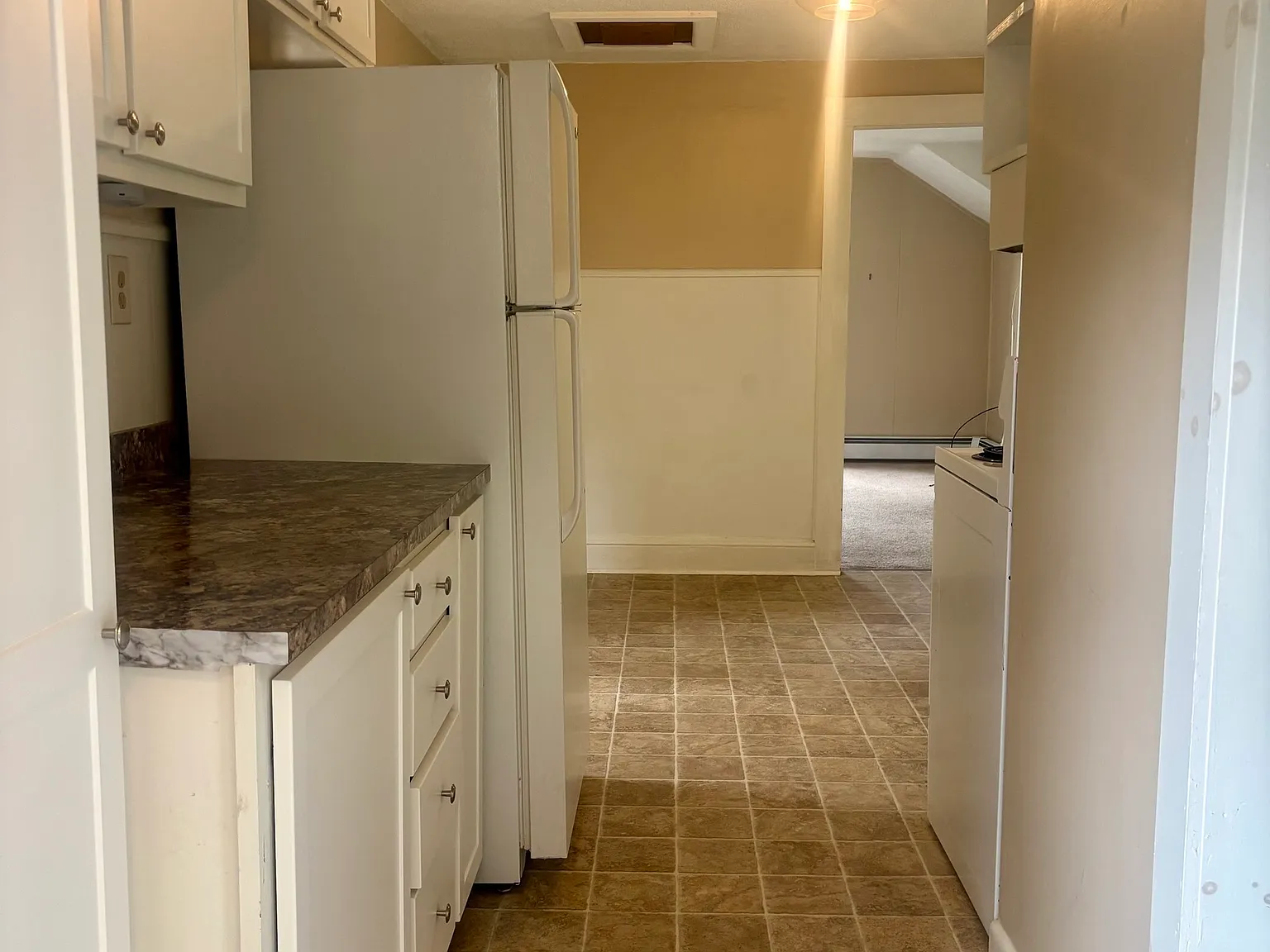 2 bed, 1.0 bath, 828 sqft, $1,550 — Photo 3