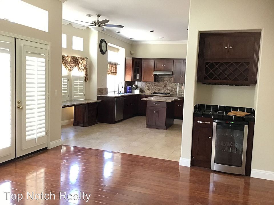 1st image of 11660 Windcrest Ln