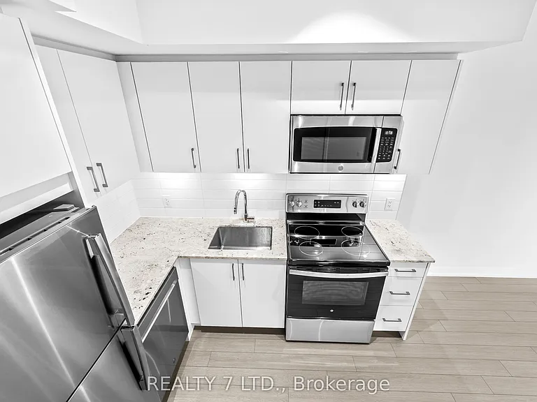 4010 Eglinton Ave W #708 — Photo 16
